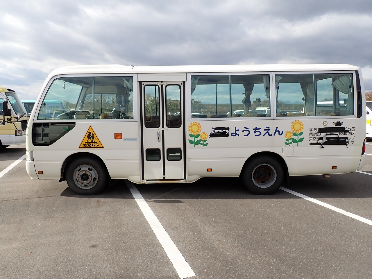 TOYOTA Coaster