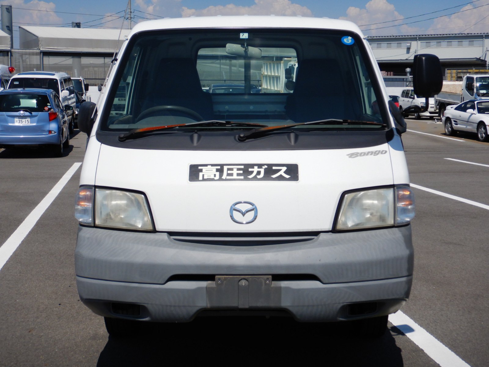 MAZDA Bongo Truck