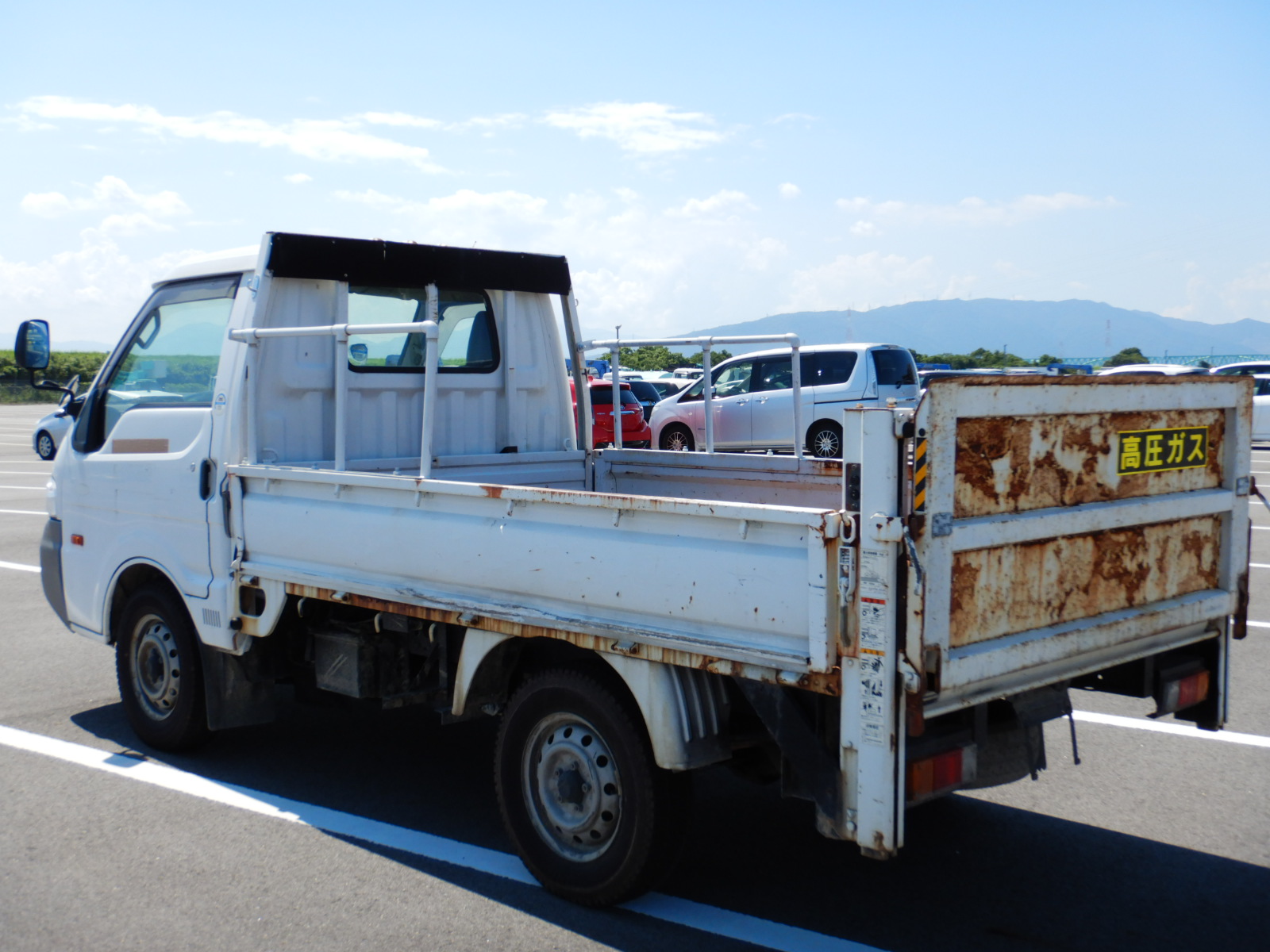 MAZDA Bongo Truck