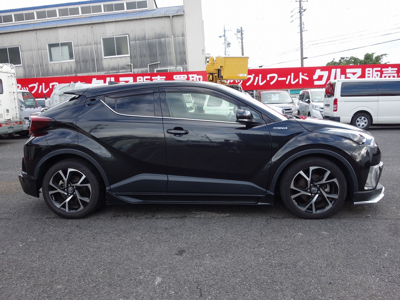 TOYOTA C-HR