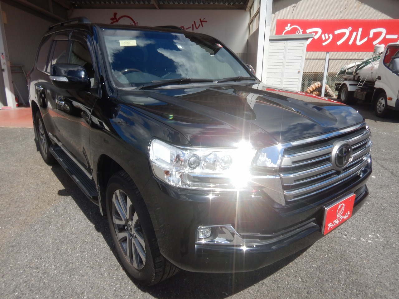 レビン 2019 Toyota Land Cruiser CBA-URJ202W 4WD - Car Price $48,281