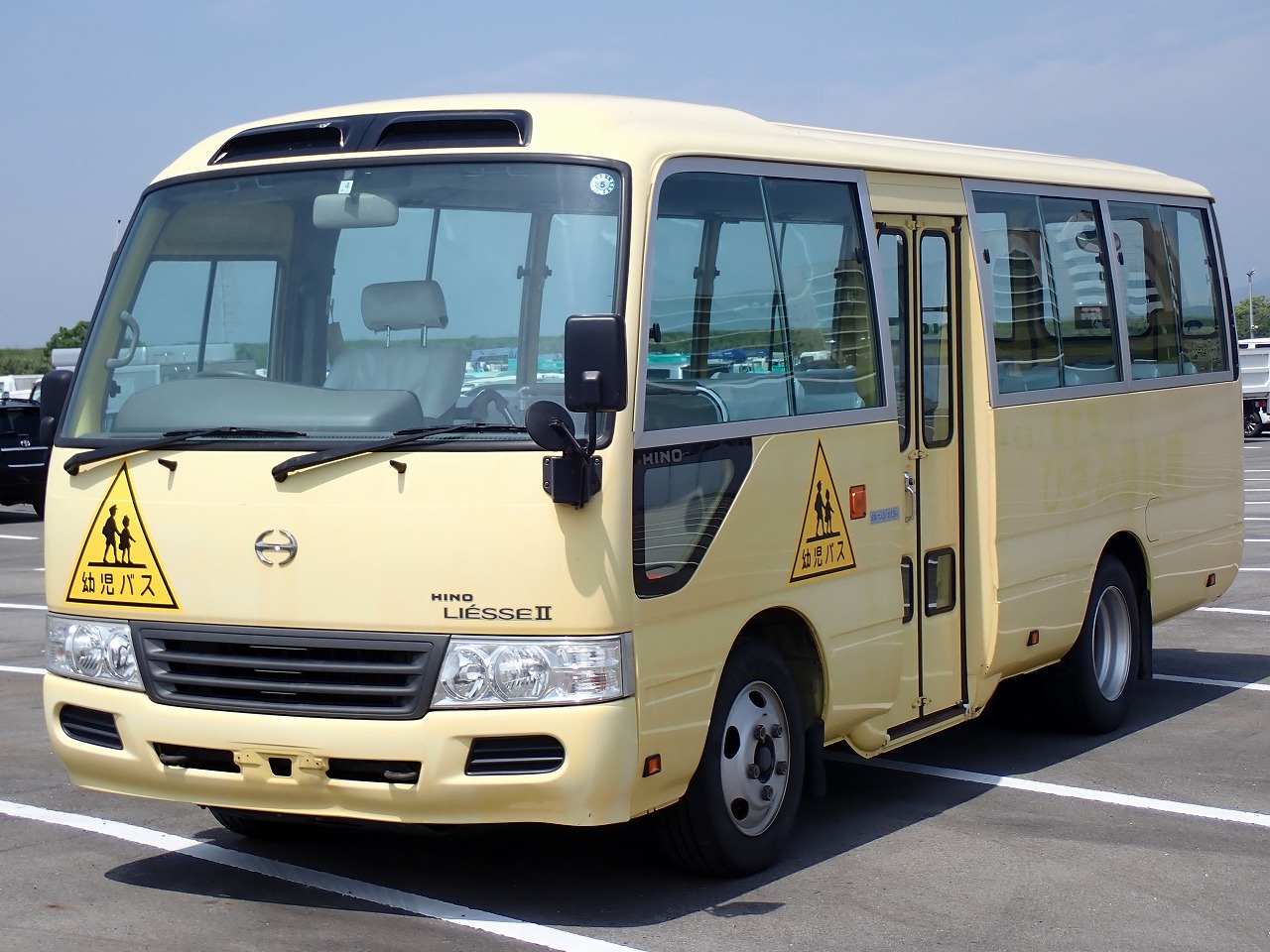 HINO LIESSE II