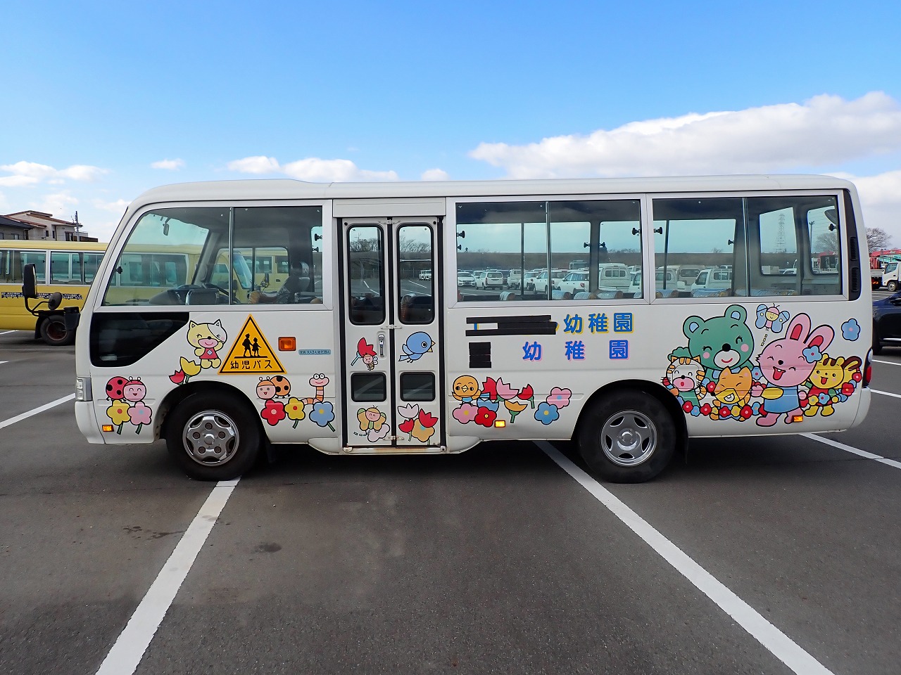 TOYOTA Coaster