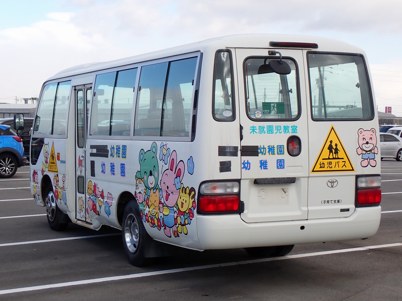 TOYOTA Coaster
