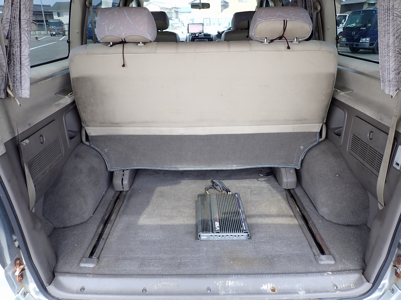 TOYOTA Grand Hiace