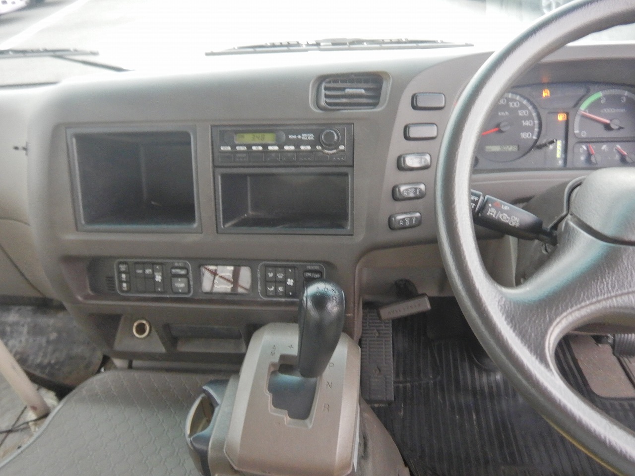 MITSUBISHI Rosa