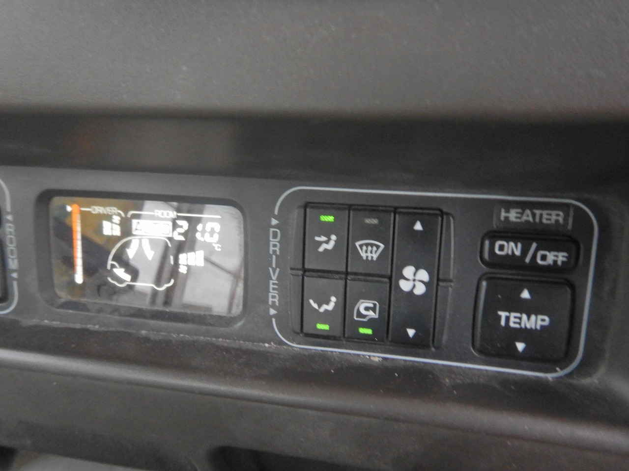 MITSUBISHI Rosa