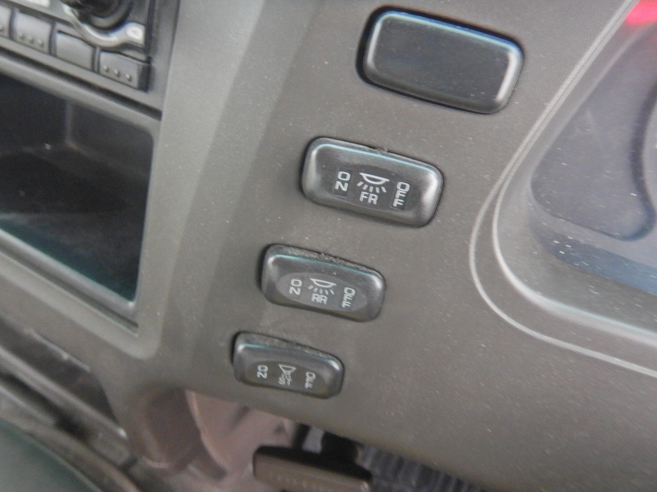 MITSUBISHI Rosa