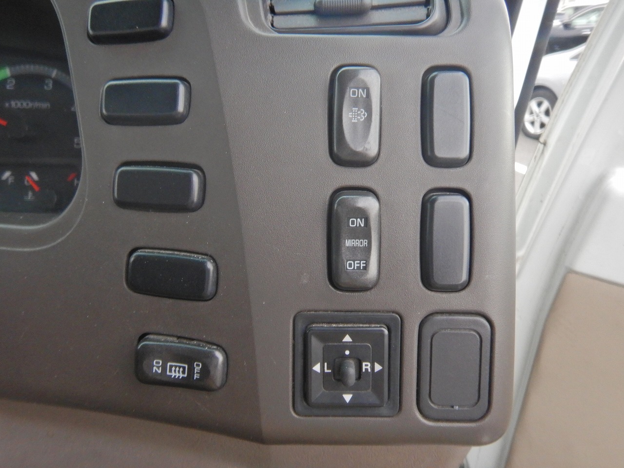 MITSUBISHI Rosa