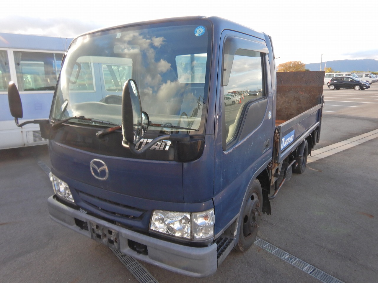 MAZDA Titan