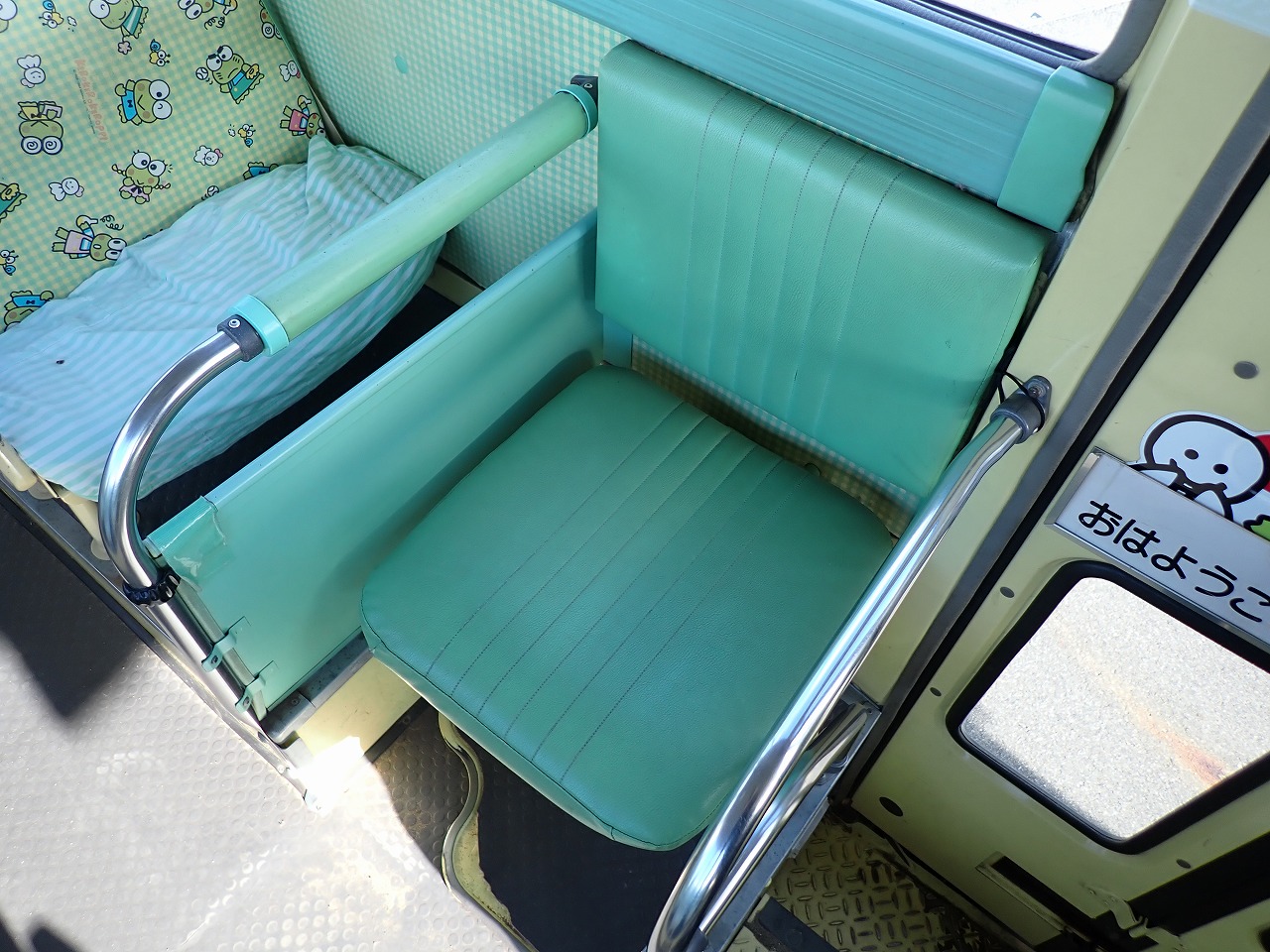 NISSAN Civilian Bus