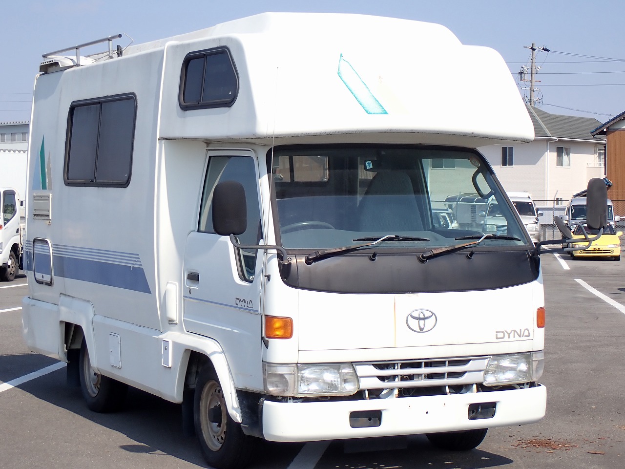 TOYOTA Dyna Truck