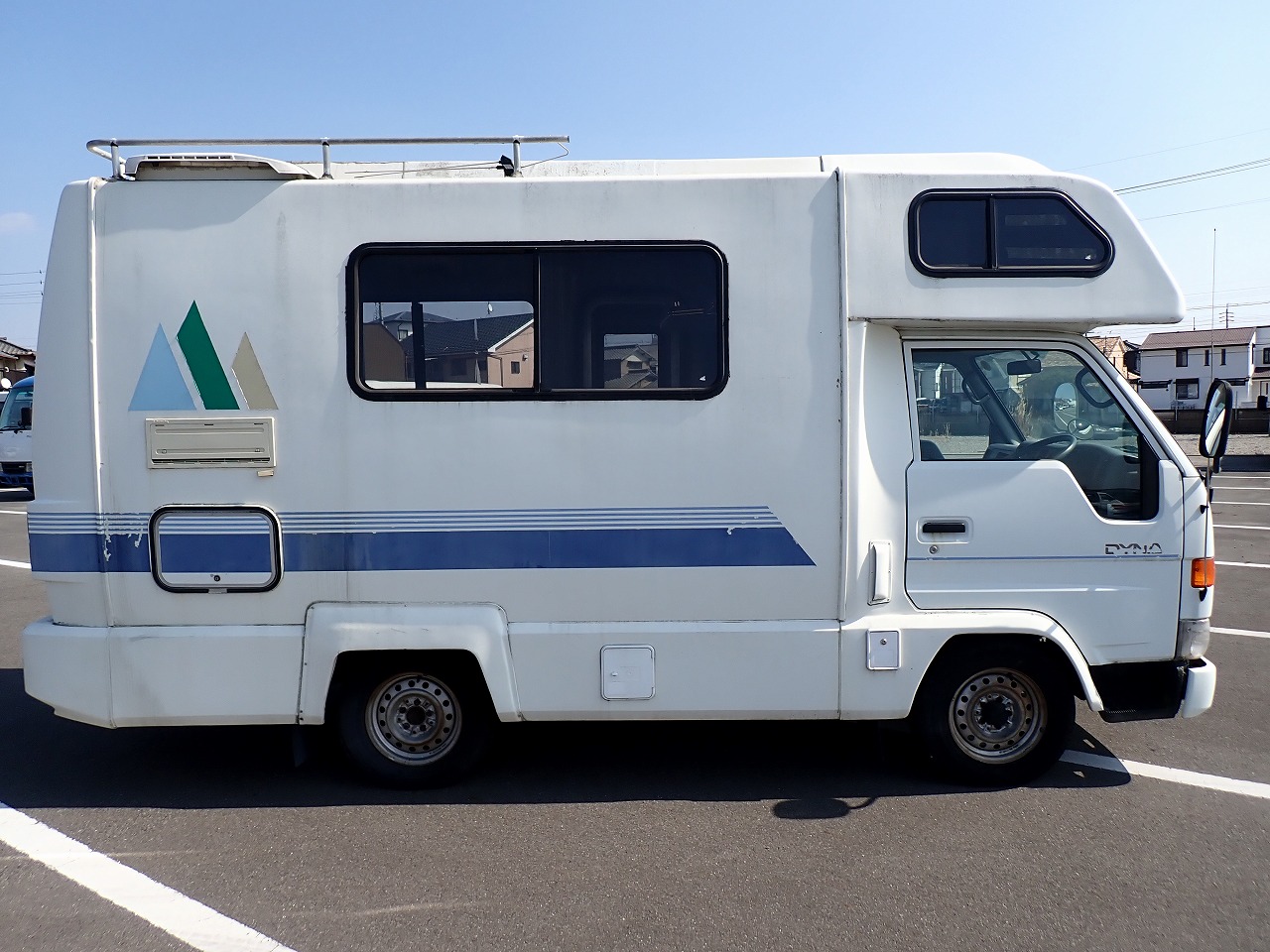 TOYOTA Dyna Truck