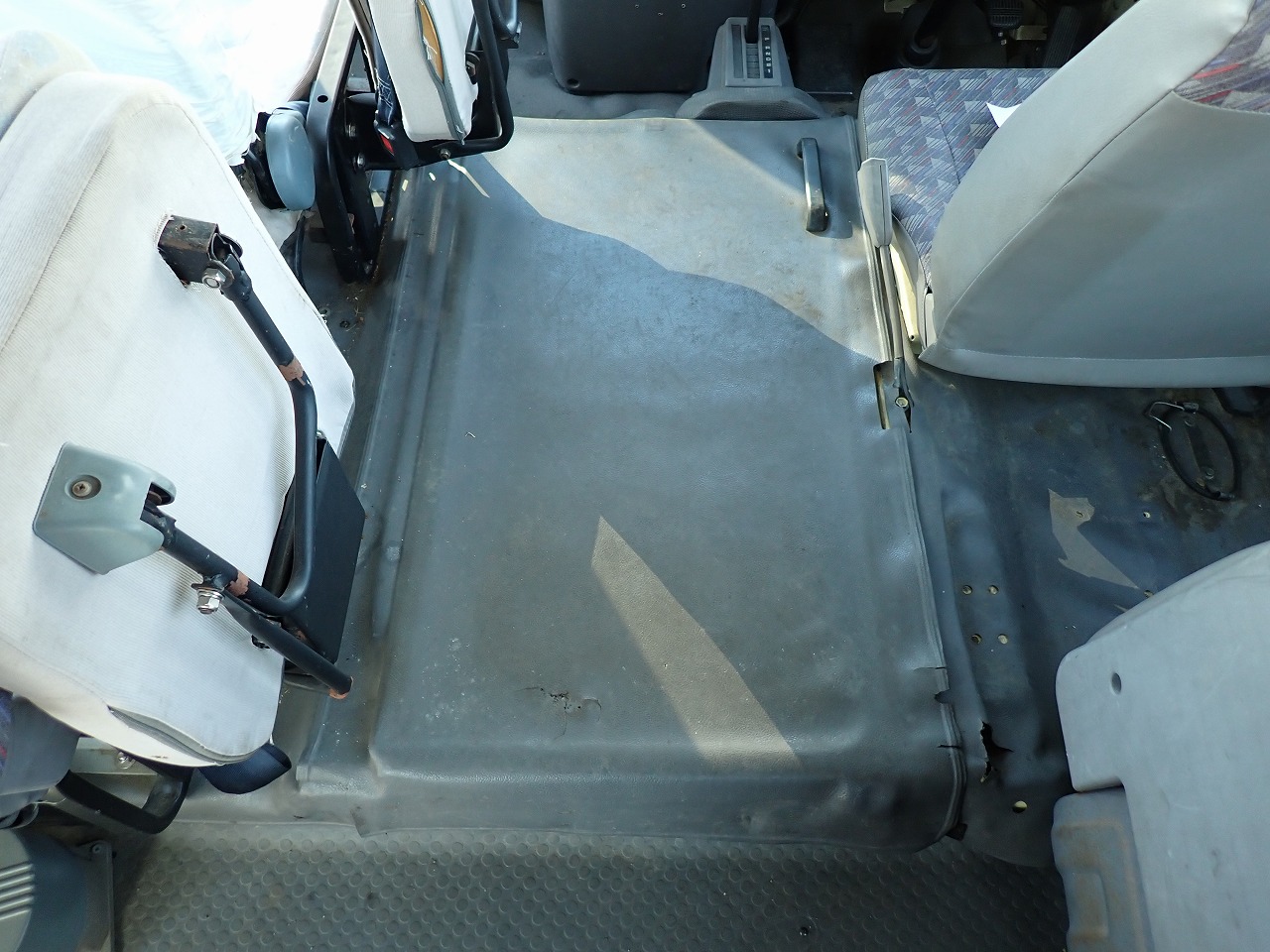 NISSAN Civilian Bus