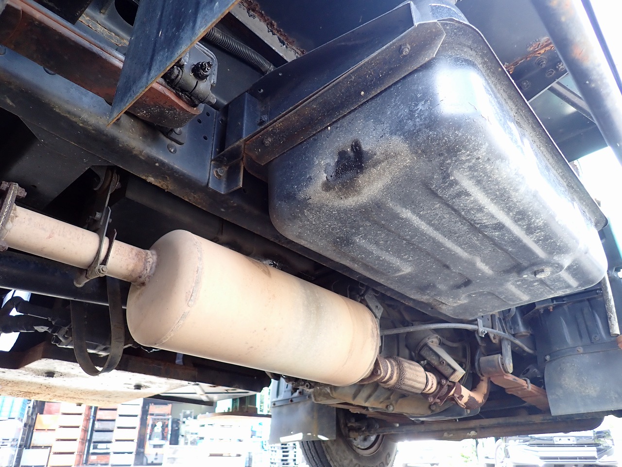 MITSUBISHI Canter