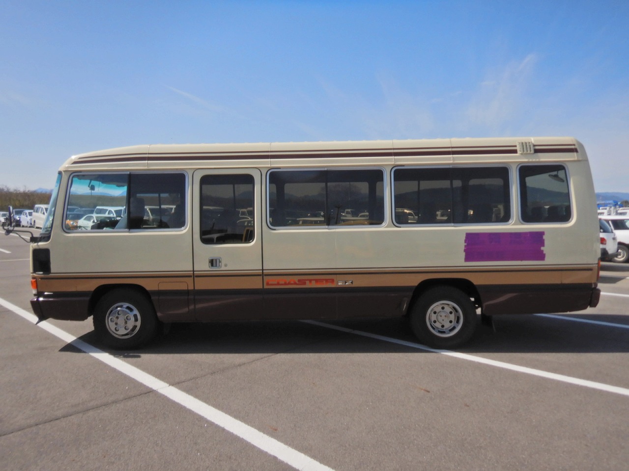 TOYOTA Coaster
