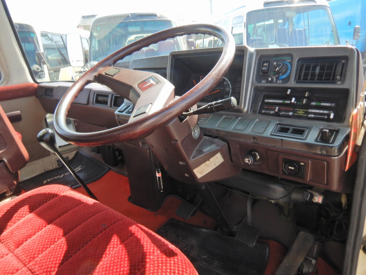 TOYOTA Coaster