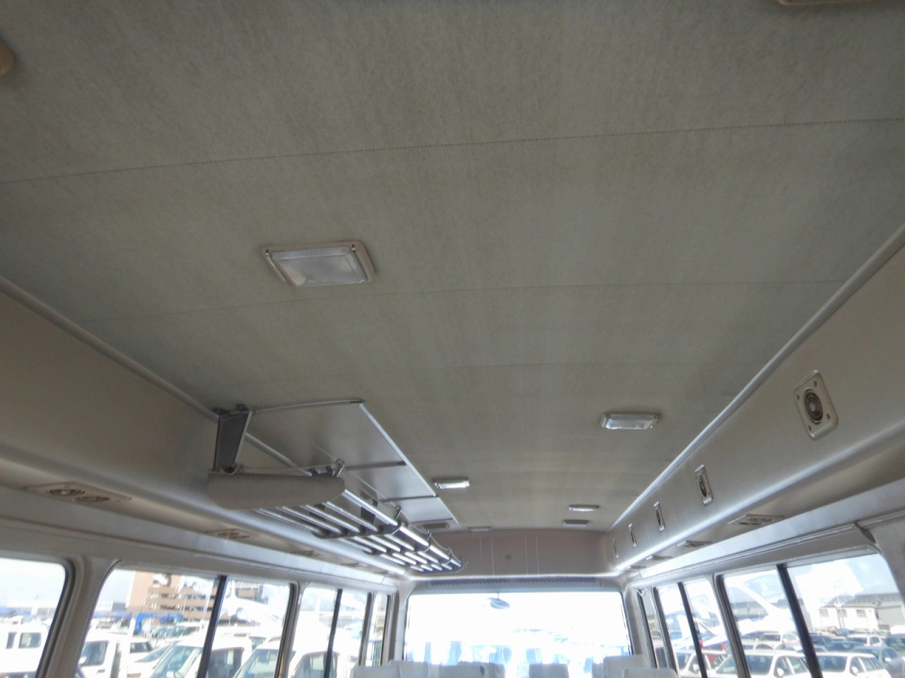 TOYOTA Coaster