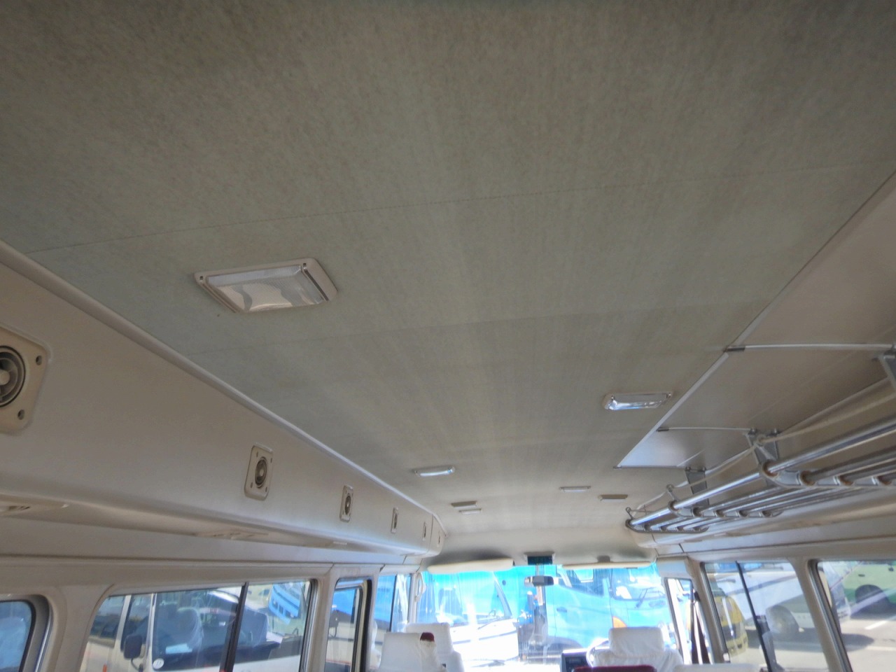 TOYOTA Coaster