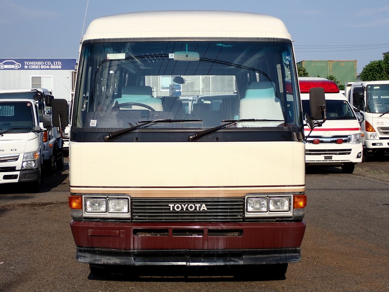 TOYOTA Coaster