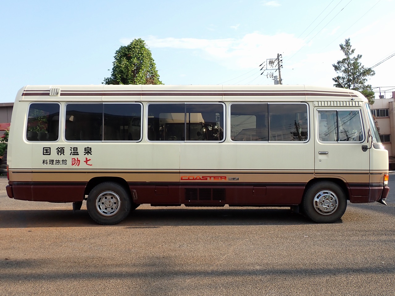 TOYOTA Coaster
