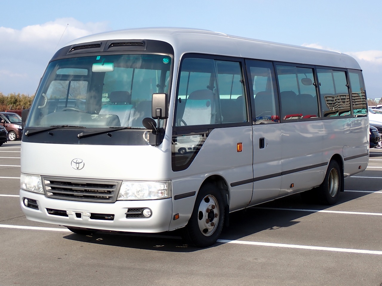 TOYOTA Coaster