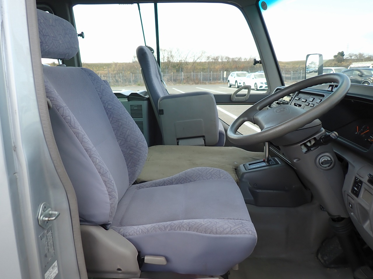 TOYOTA Coaster