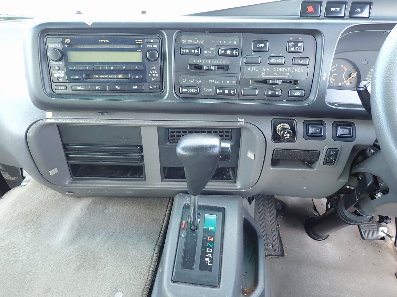 TOYOTA Coaster