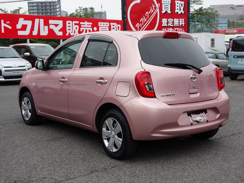 NISSAN March