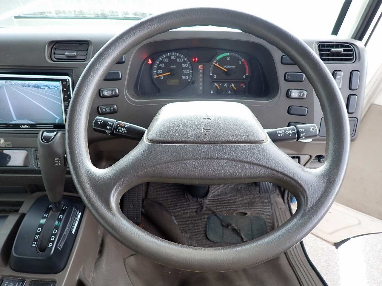 MITSUBISHI Rosa