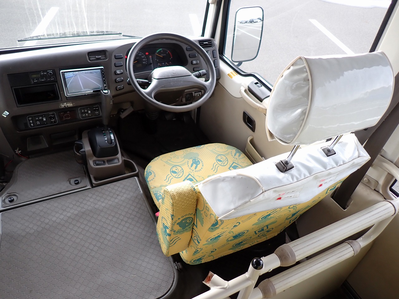MITSUBISHI Rosa