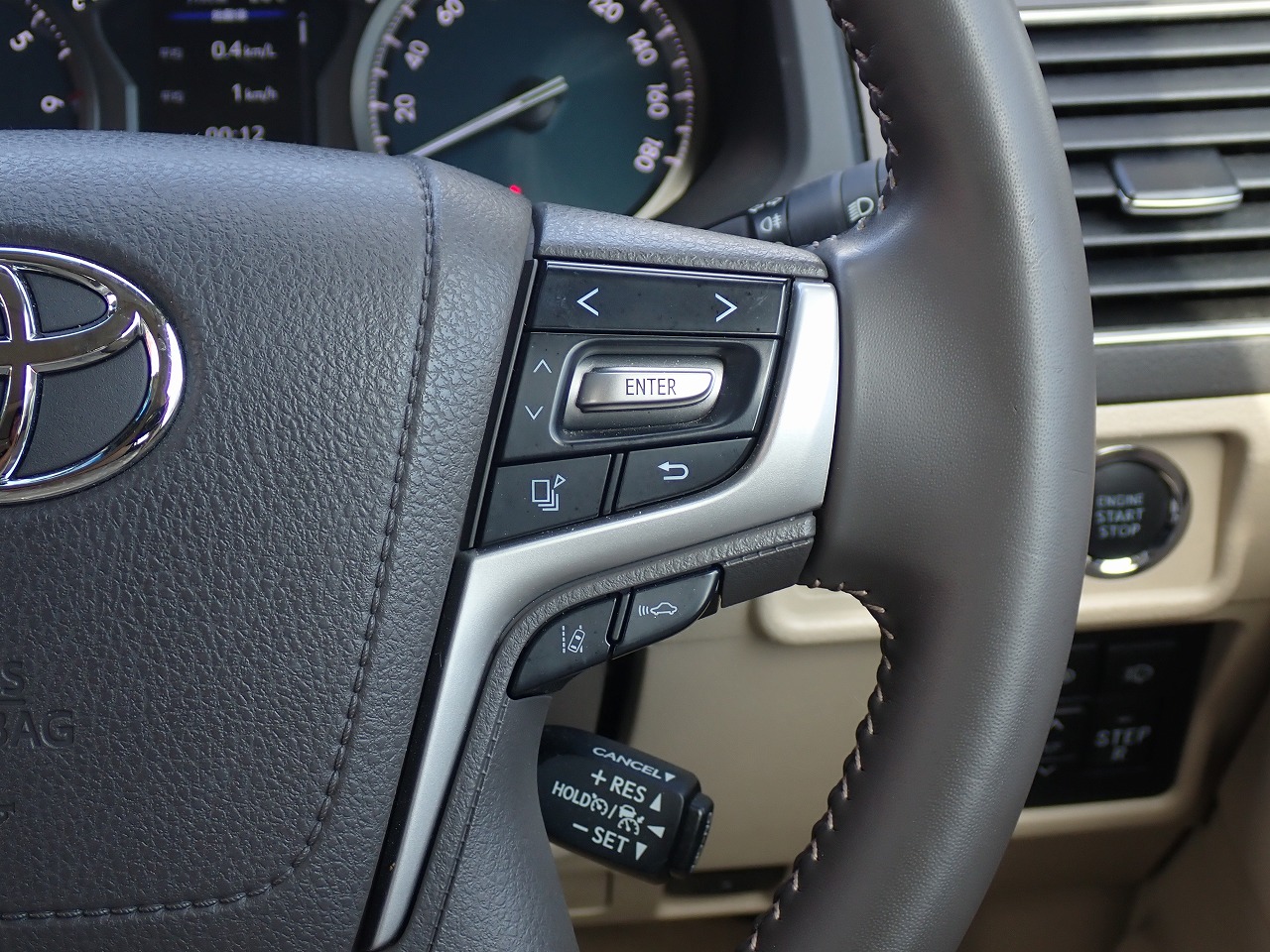 TOYOTA Land Cruiser Prado