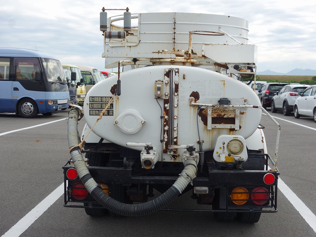 ISUZU Elf Truck