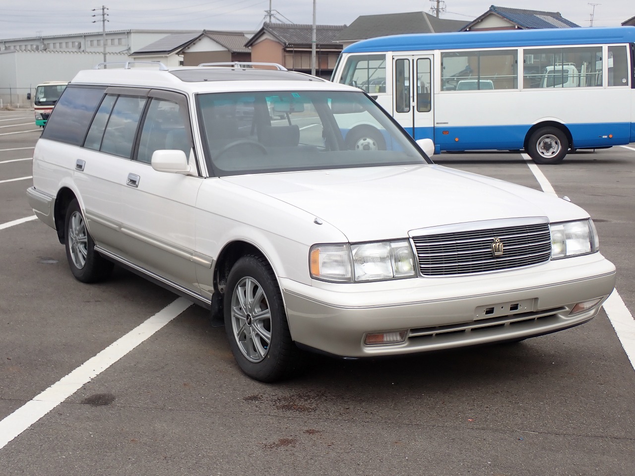 TOYOTA Crown Station Wagon
