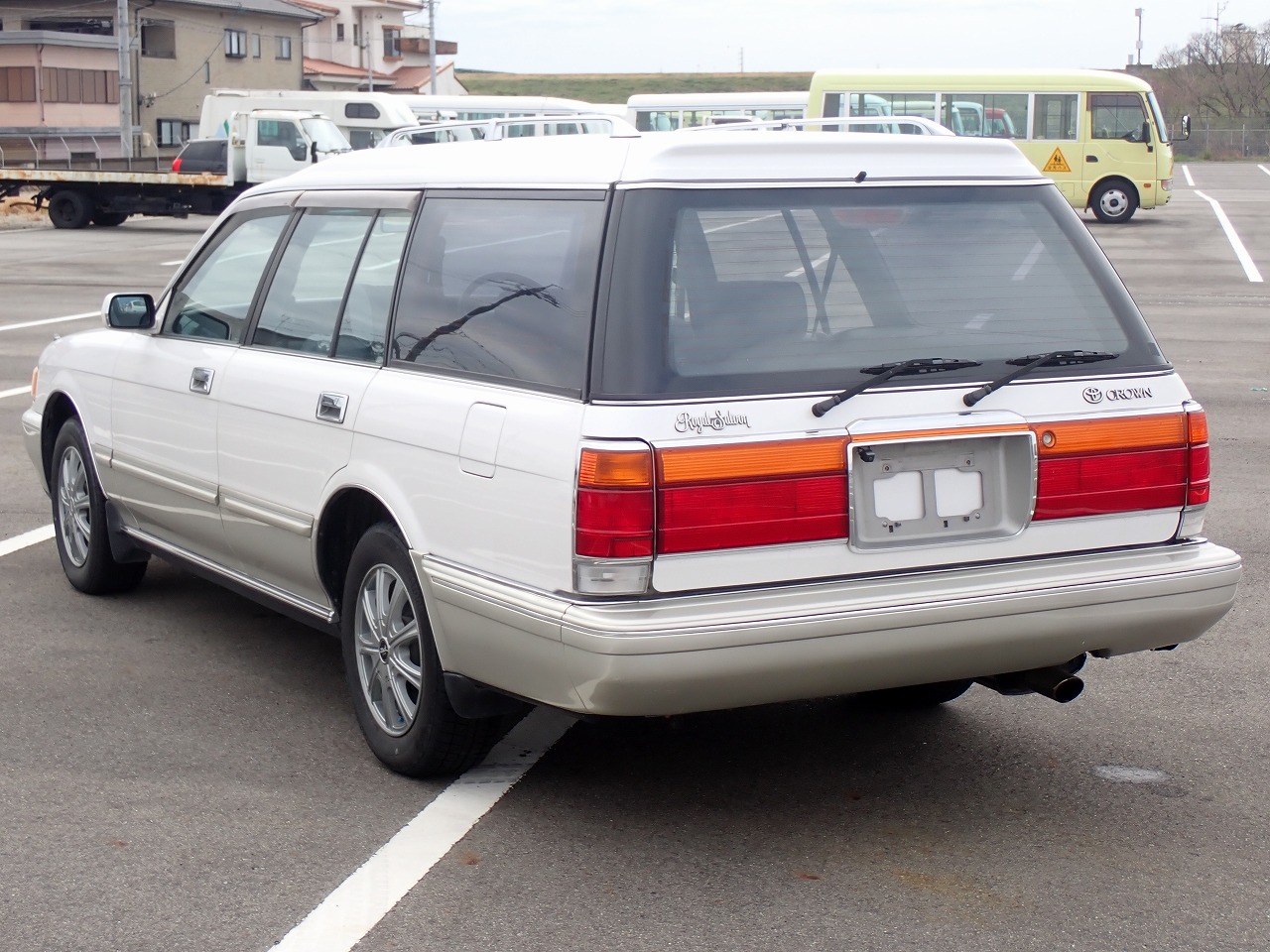 TOYOTA Crown Station Wagon