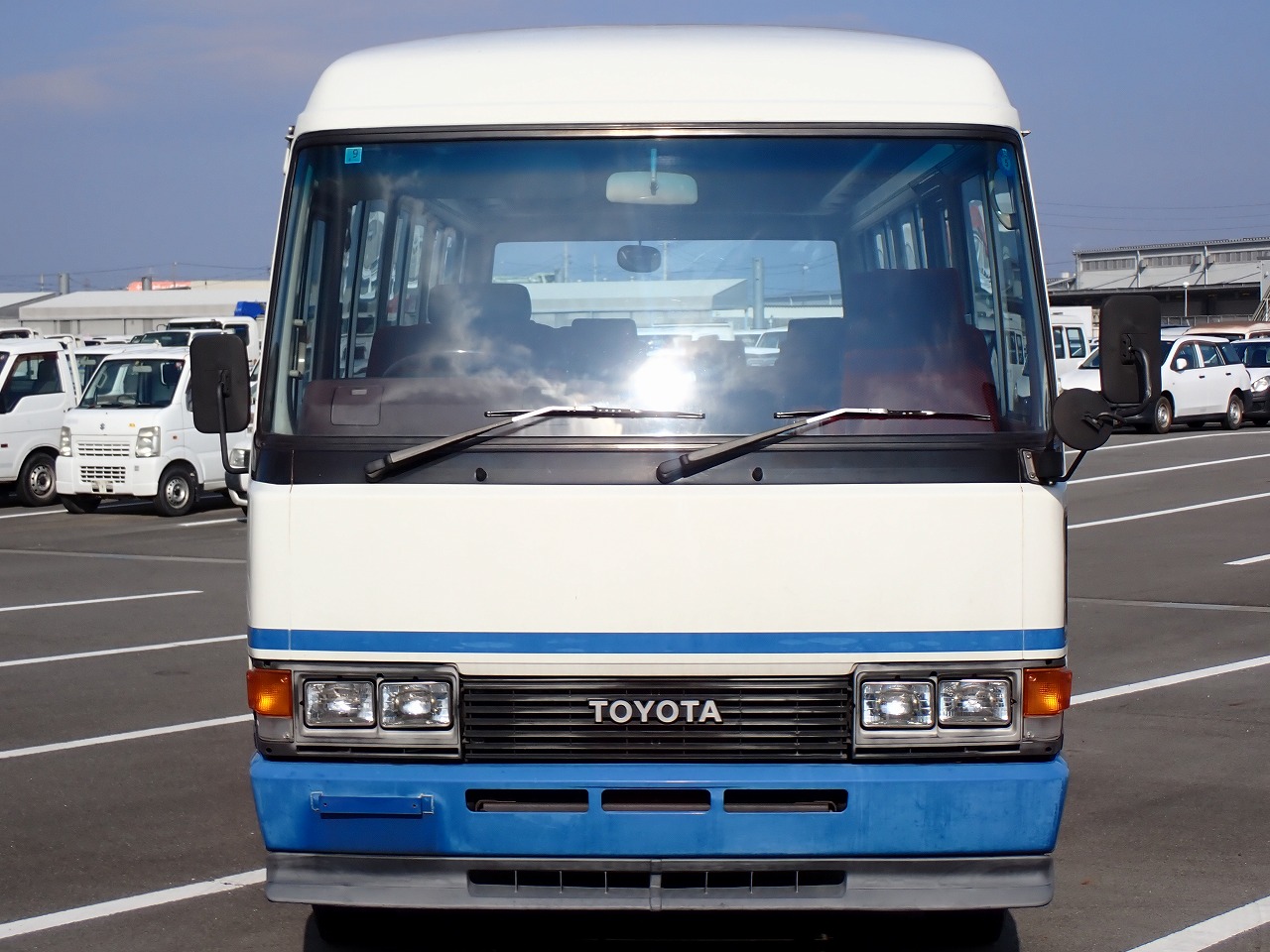 TOYOTA Coaster
