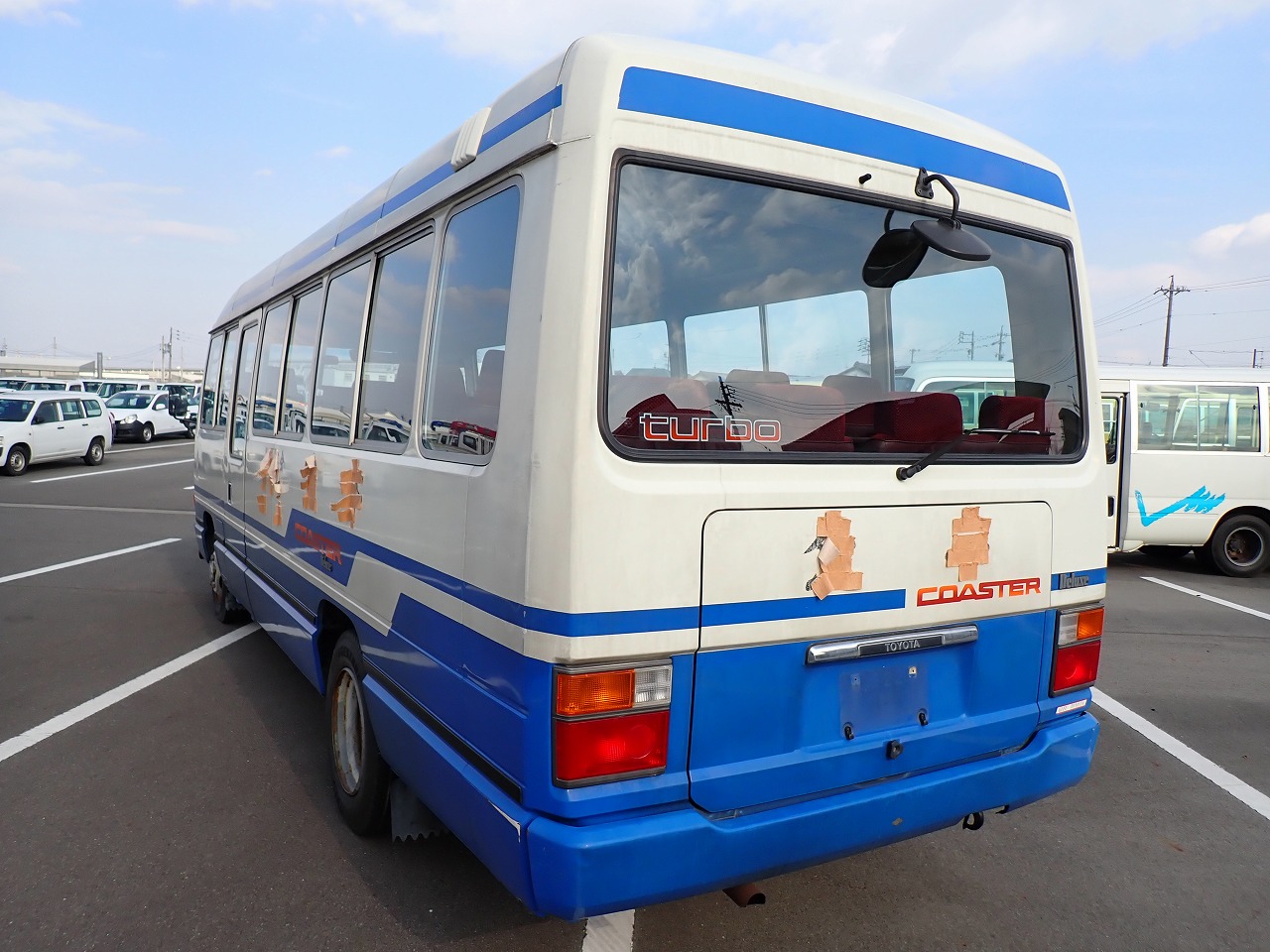 TOYOTA Coaster