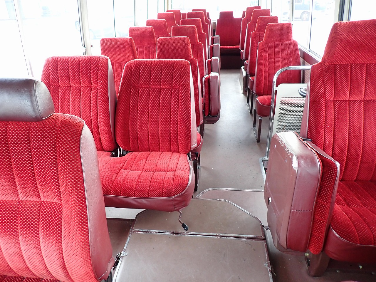 TOYOTA Coaster