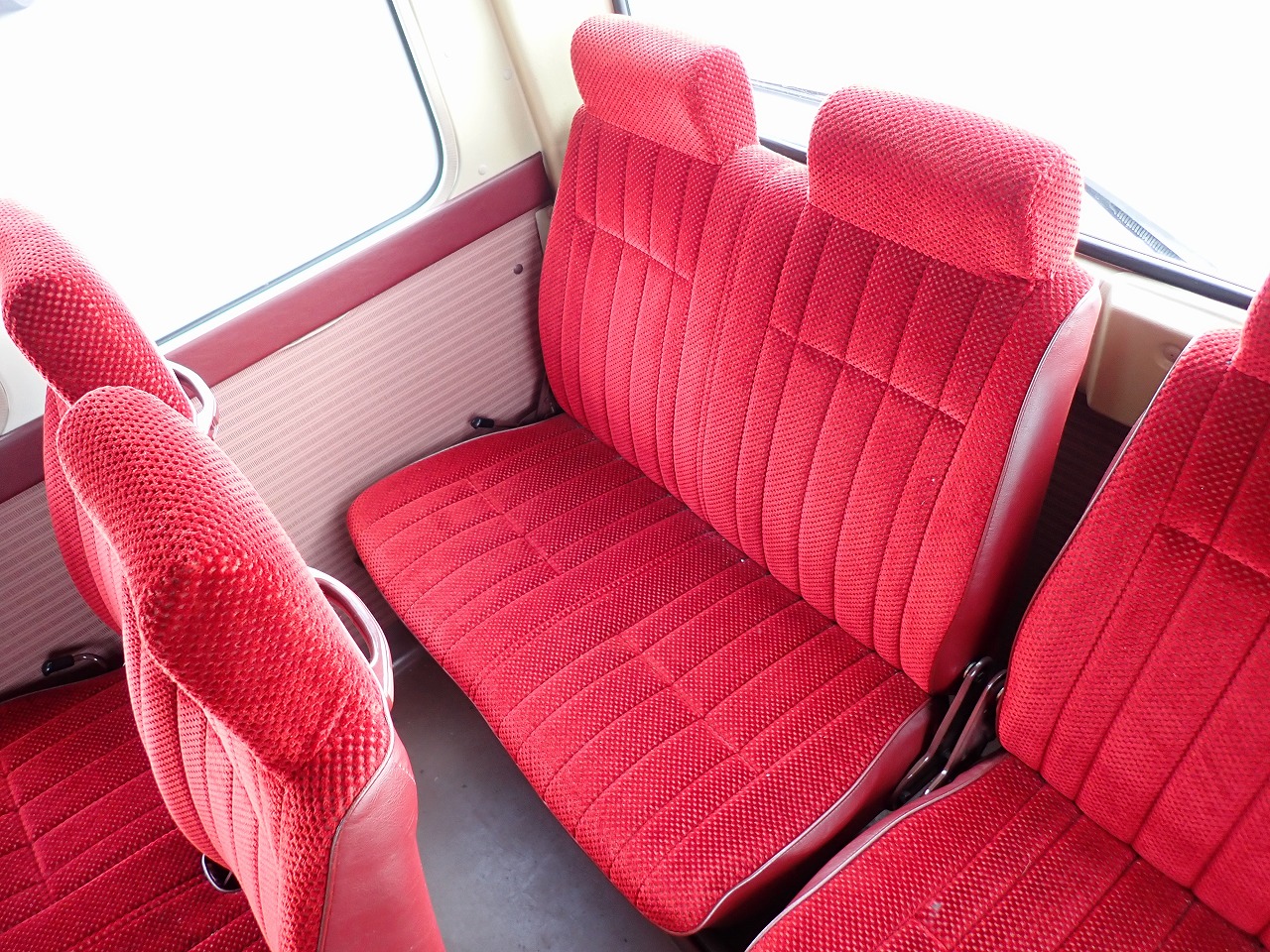 TOYOTA Coaster
