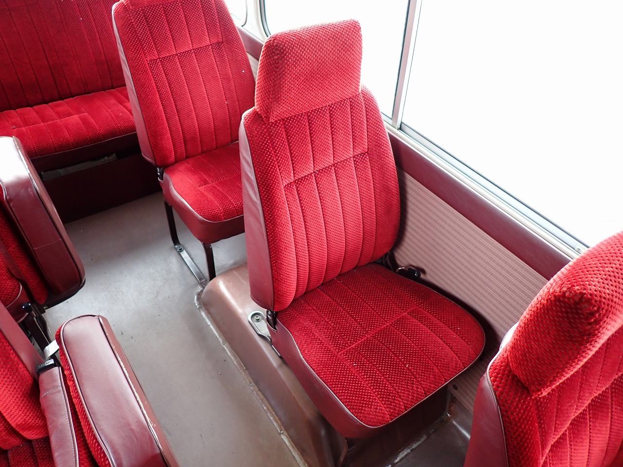TOYOTA Coaster