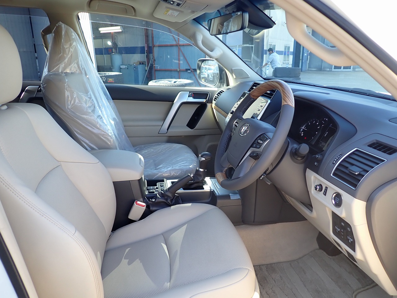 TOYOTA Land Cruiser Prado