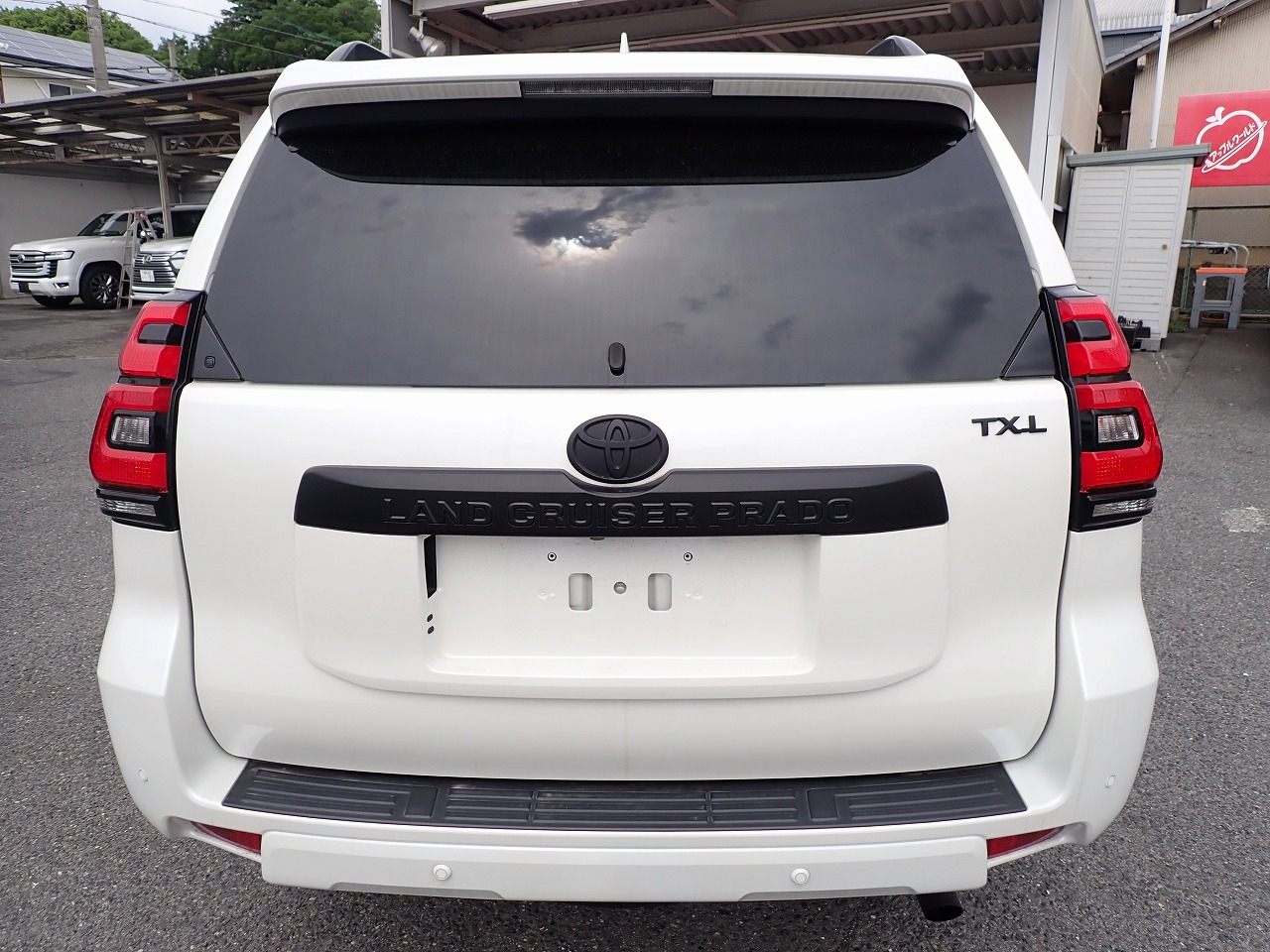 TOYOTA Land Cruiser Prado