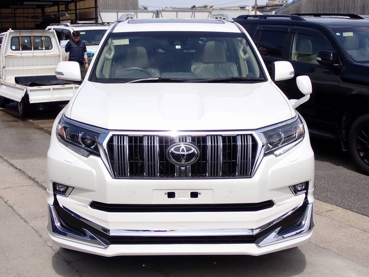 TOYOTA Land Cruiser Prado