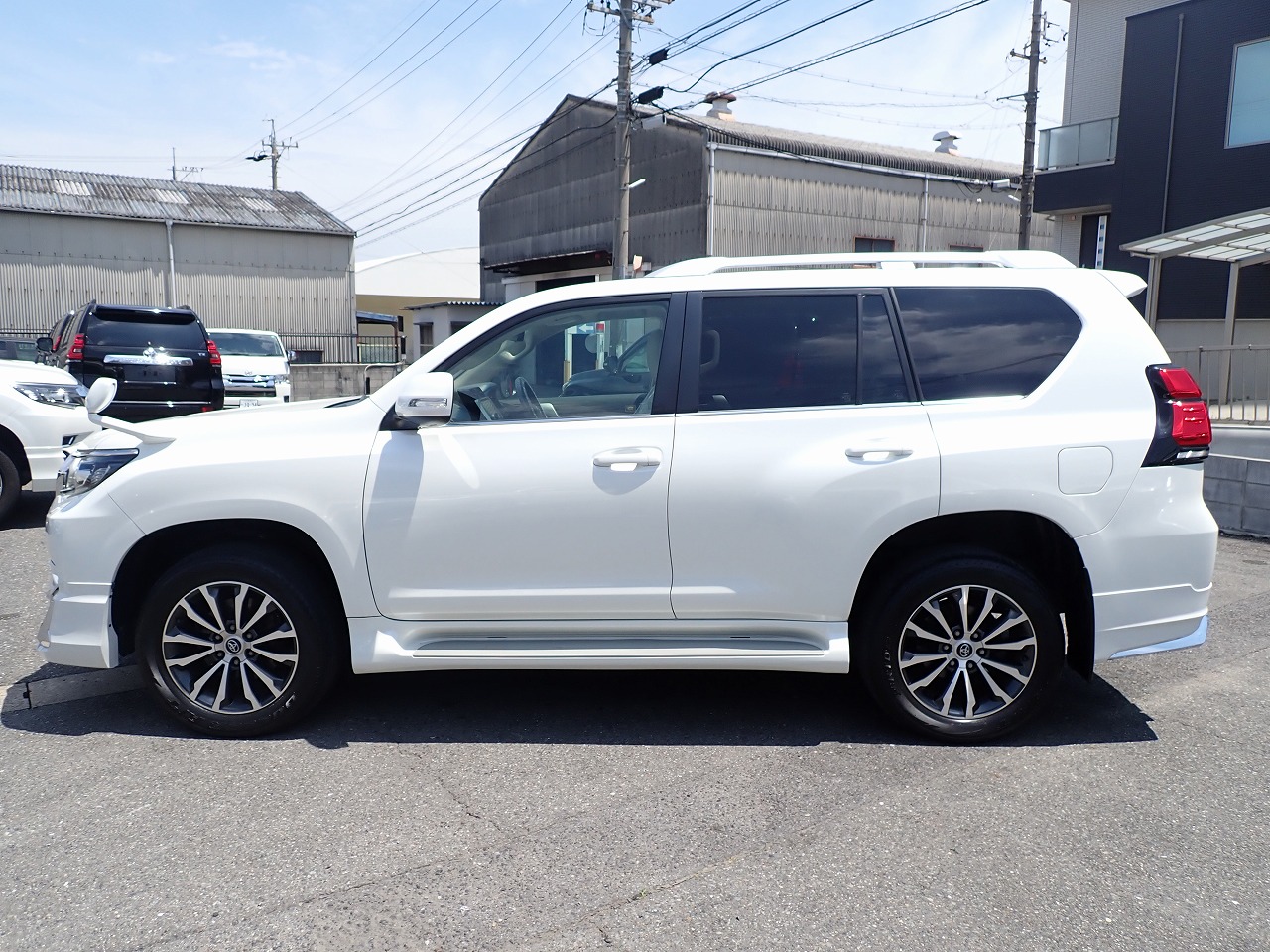 TOYOTA Land Cruiser Prado