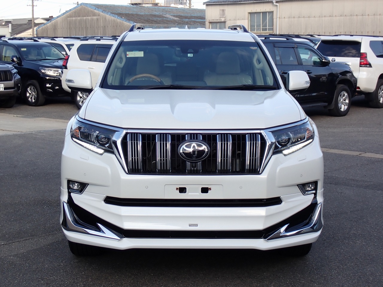 TOYOTA Land Cruiser Prado