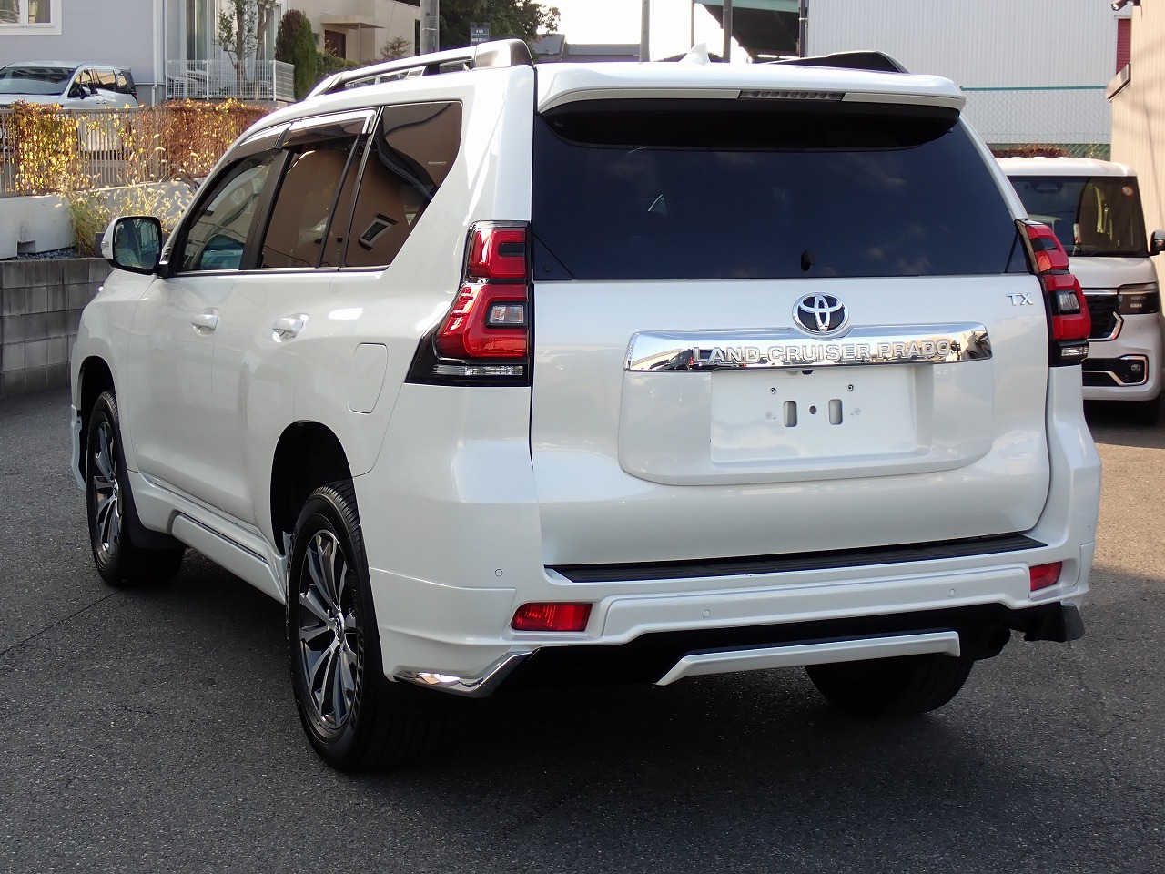 TOYOTA Land Cruiser Prado