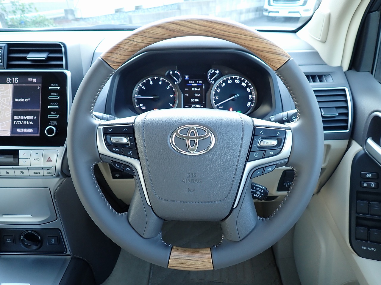 TOYOTA Land Cruiser Prado