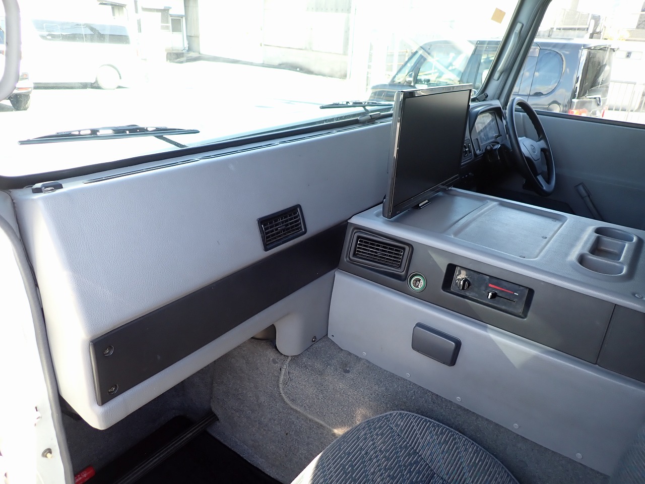 TOYOTA Megacruiser