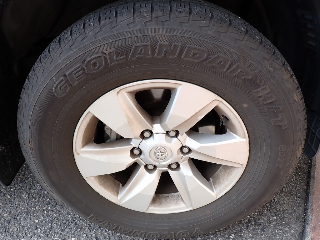 TOYOTA Land Cruiser Prado