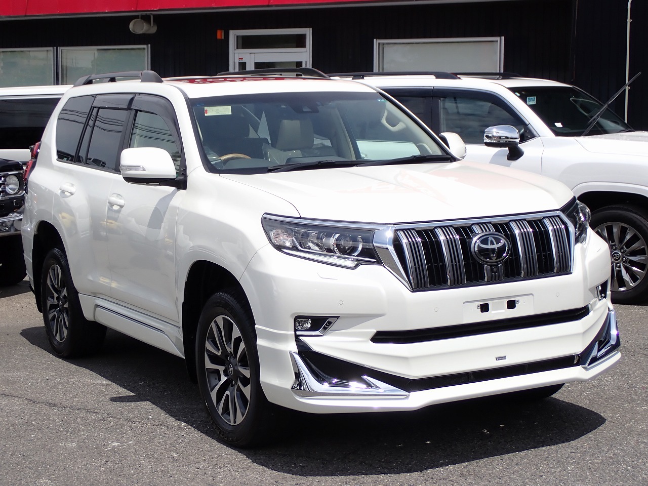 TOYOTA Land Cruiser Prado